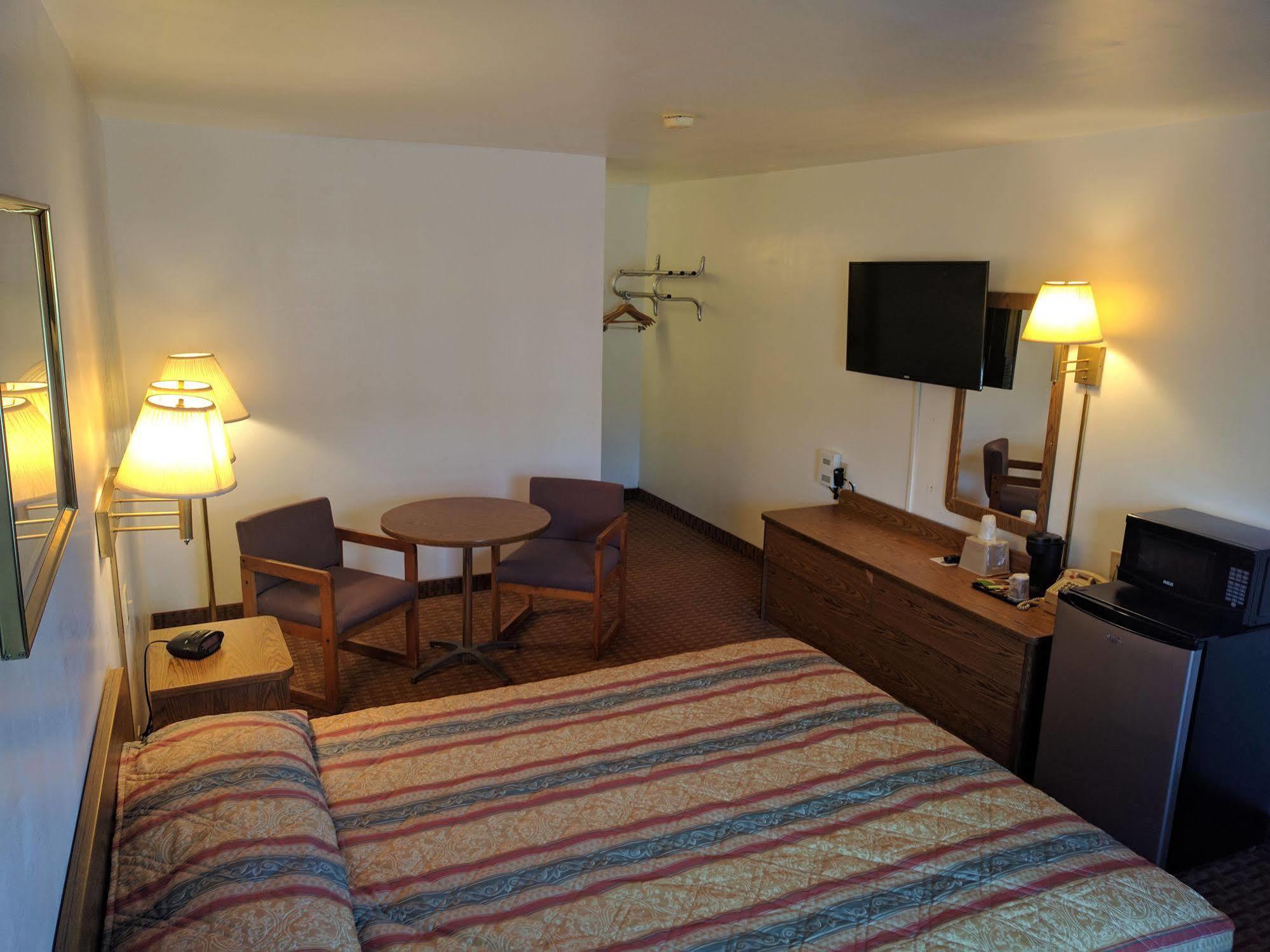 Value Harrisburg-york Motel 2*