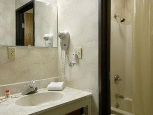 Value Harrisburg-york Motel 2*